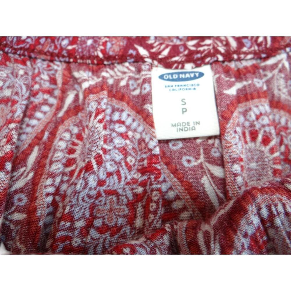 Old Navy Red Paisley Print Off-Shoulder Jumpsuit‎ - Size S - Picture 4 of 4